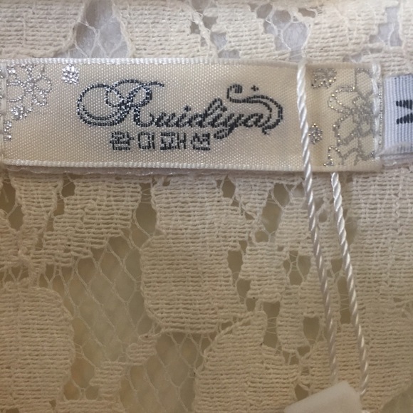 Biker Style Lace Jacket - Picture 3 of 5